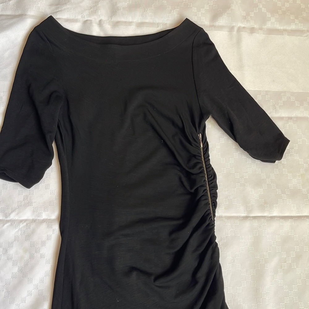 Banana republic Sheath black dress with side zipper size 10